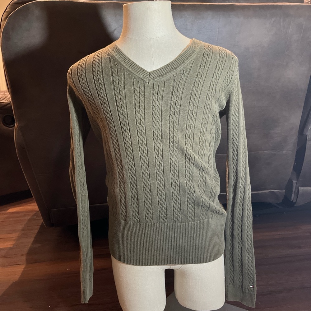Tommy Hilfiger V neck sweater in women S